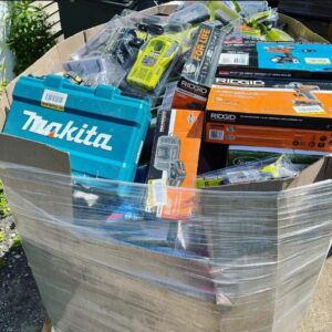 New High-Piece Tool Pallets Packed With Hand Drills Wrench Sets, Laser Kits & More! All Your Favorite Brands (90 PCs)