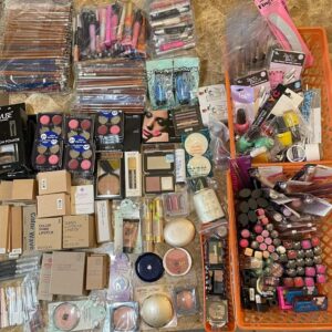 Mix Brand Cosmetic Pallet – 1000 Units